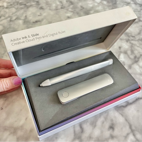 Adobe Ink & Slide Creative Cloud Pen and Digital Ruler - Picture 10 of 10